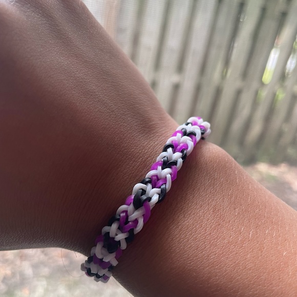 Two Inverse Fishtail Rainbow Loom Bracelets - Picture 2 of 4